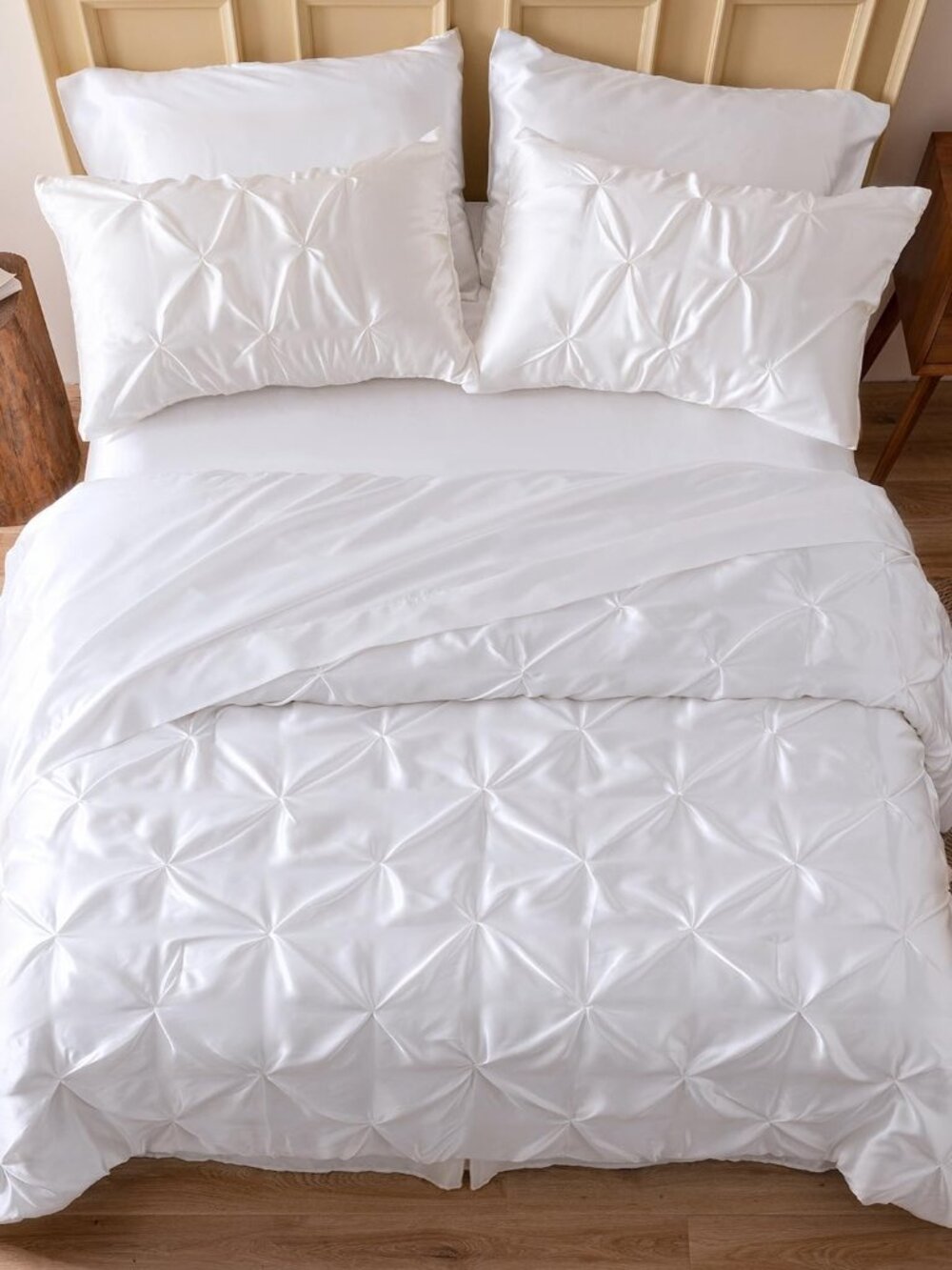 New MR&HM Satin Comforter King 7 Pieces - Luxurious Pinch Pleat Bedding Set